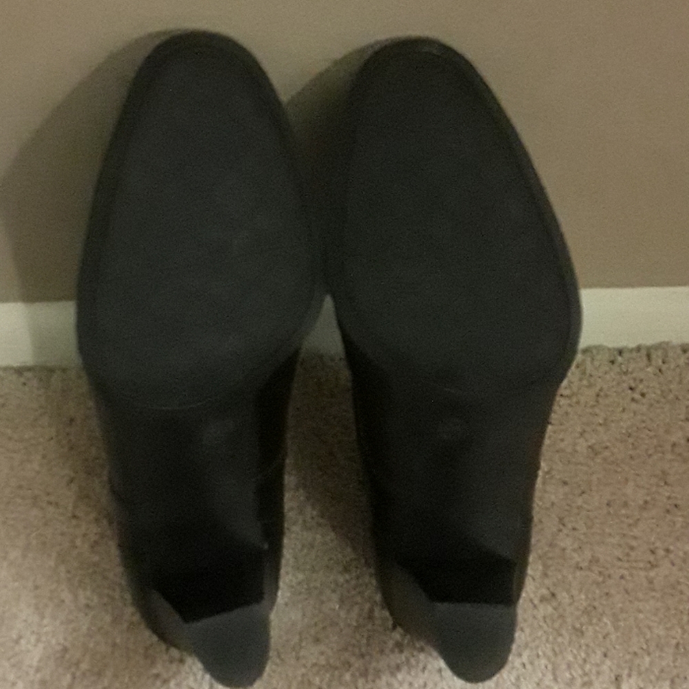 Etienne Aigner Black Leather, EUC, Sz 9.5 - Picture 5 of 8